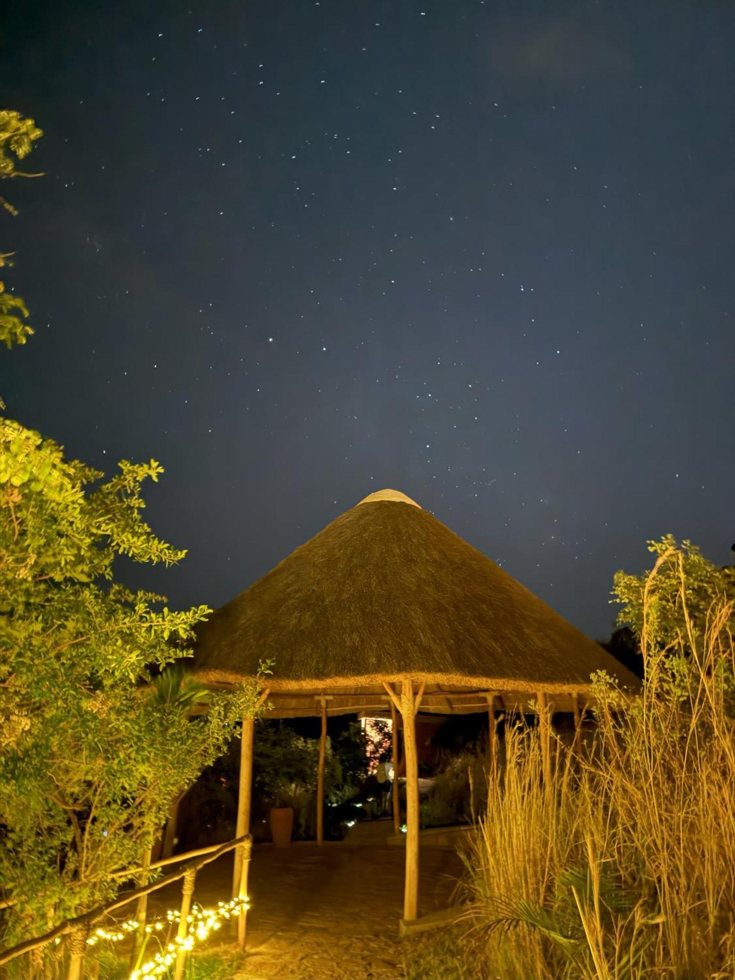 Akagera Ihema Lodges Buitenkant foto