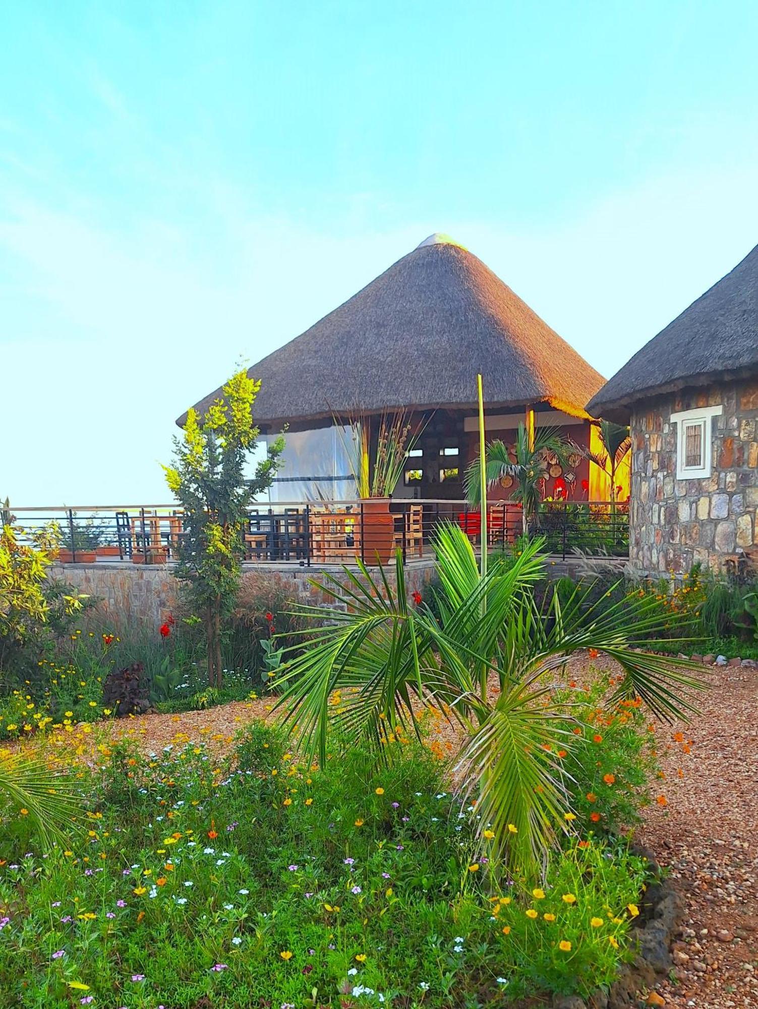 Akagera Ihema Lodges Buitenkant foto