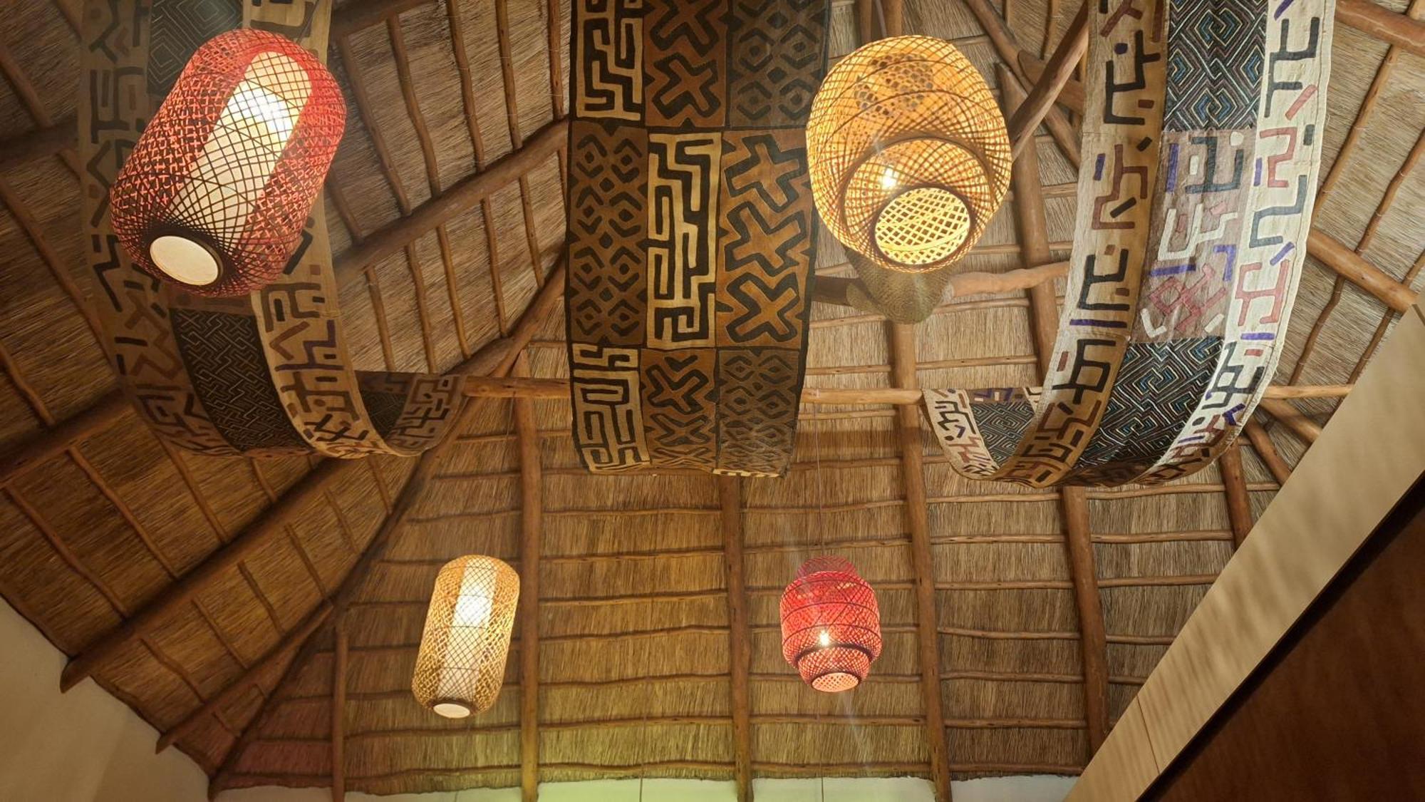 Akagera Ihema Lodges Buitenkant foto